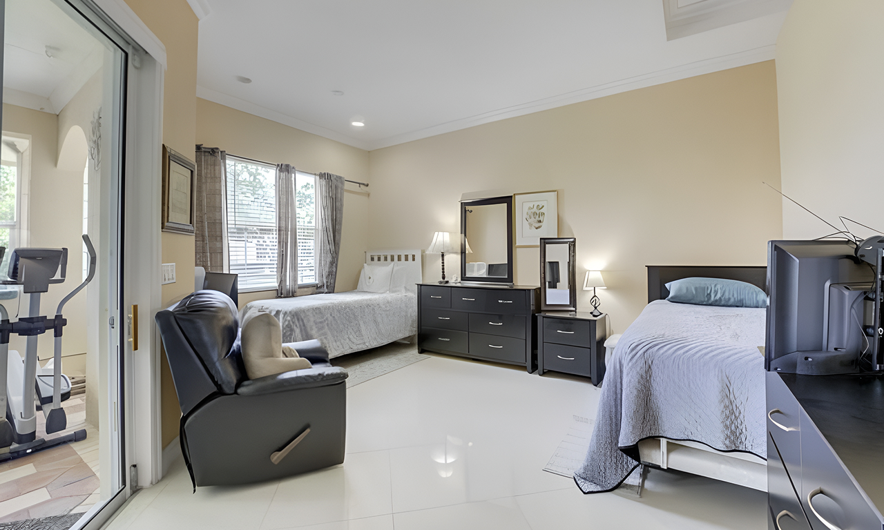 senior living facility with personalized care in Florida